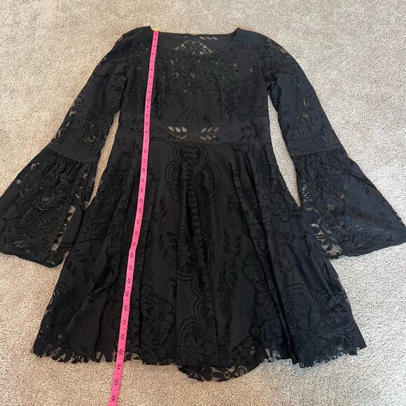 Free People Women's Black Lace Mini Dress Bell Sleeve Size Small - Picture 7 of 9